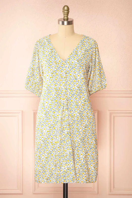 Stock Up and Save!Espinosa | Short Daisy Print Tee Dress