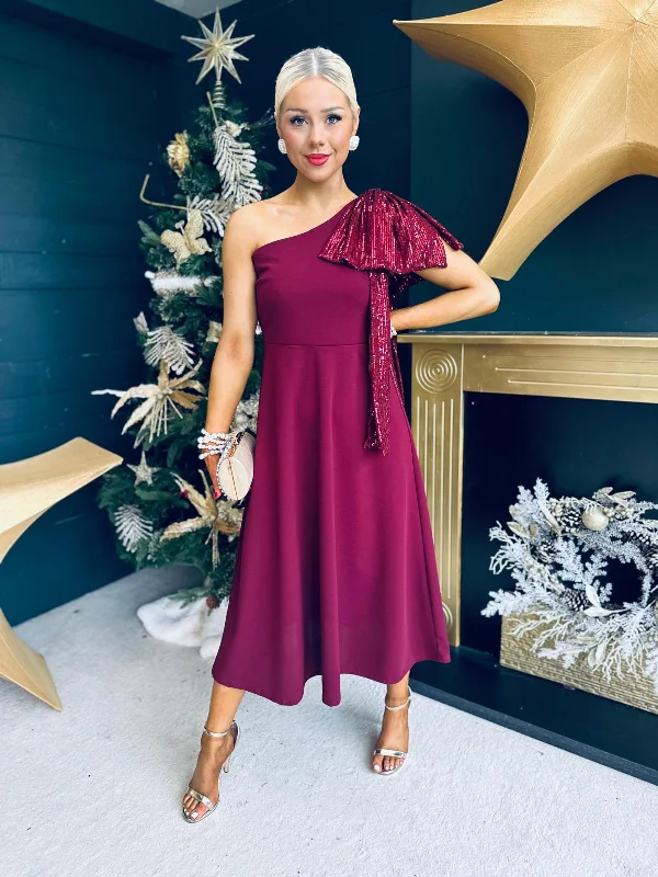 Hottest Discounts of the Year!Hailey Sequin Bow Detail Dress Burgundy