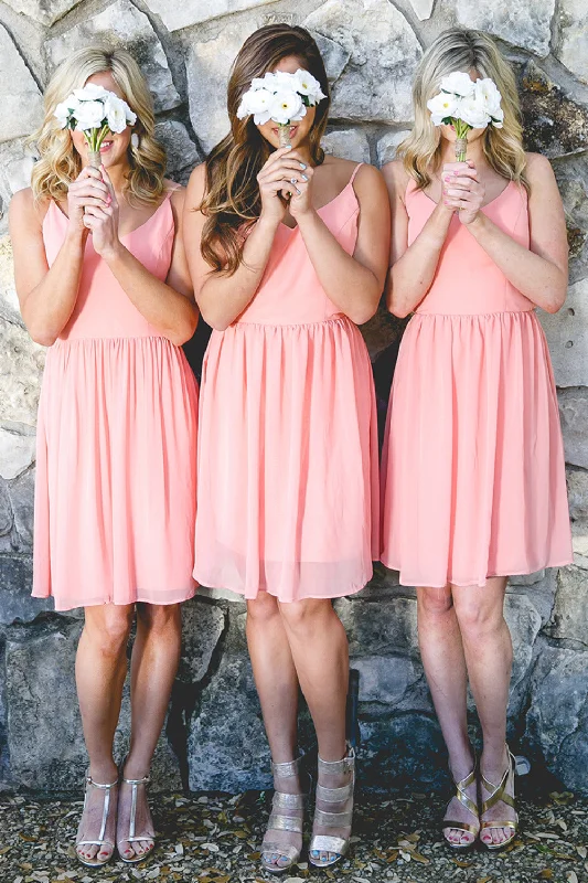 The Sale You’ve Been Waiting For!V-neck Chiffon Short Wedding Guests Dress with Straps