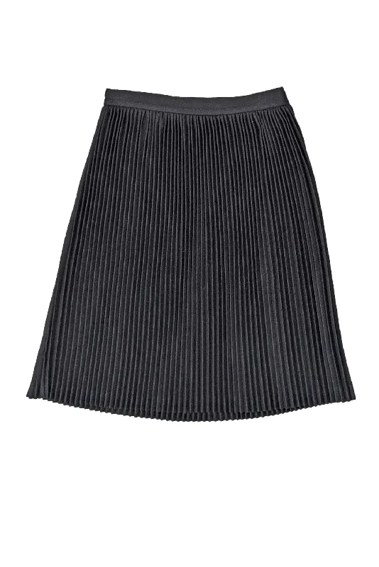 Mega Sale Happening Now!Valentino - Black Pleated A-Line Skirt Sz 6