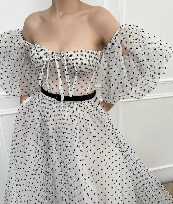 Get the Best for Less!Dua Puffsleeve Polka Dots Gown