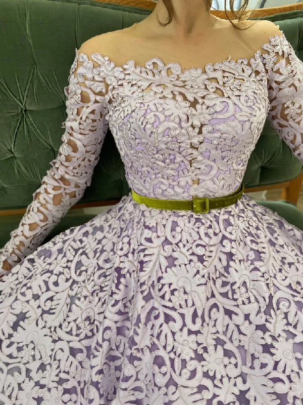 Today’s Deals, Tomorrow’s Regrets!Light Rosa Laced Gown