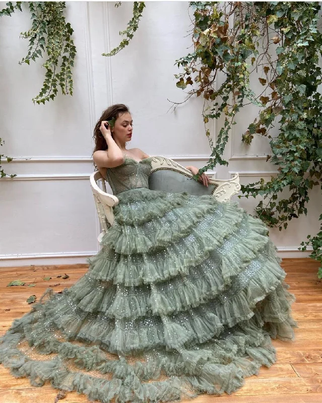 Huge Savings – Act Now!Lovesome Olivina Gown