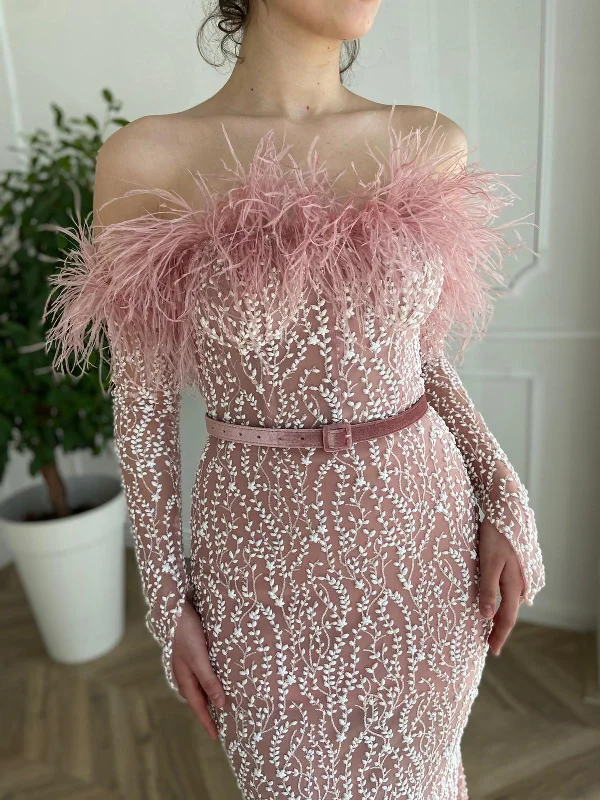 Only a Few Left – Order Now!Pink Ivy Silhouette Gown