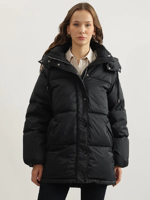 Steals and Deals Await!Gant Women Black Solid Hooded Full Sleeves Puffer Jacket