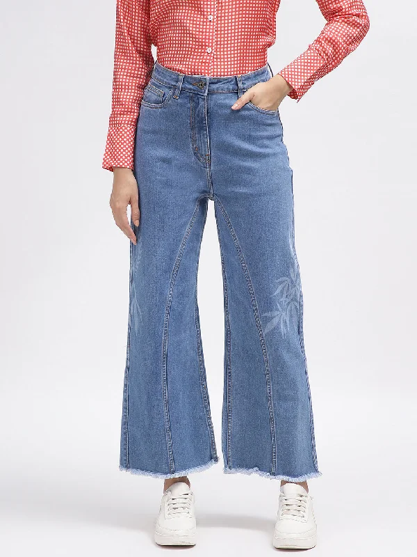 New Discounts Just Dropped!Iconic Women Blue Printed Flared Jeans